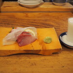 わすれな草 - ブリ造り ＆ 800にごり