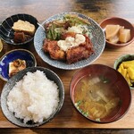 しゃにしゃに食堂 - チキン南蛮(日替わり800円)