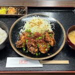Karaage set meal (chili sauce) on sale from March 1st!