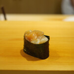 鮨 あらい - 「小柱軍艦巻き」