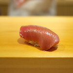 鮨 あらい - 「本鮪背中トロ」