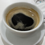 THE-O COFFEE&BREAD - ドリンクセット:ホットコーヒー(¥350) -ドリンクはセットの場合¥150引きです。コーヒーマシンで抽出されたものの中では、美味しい部類だと思います