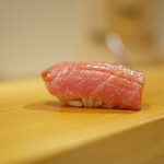 鮨 あらい - 「本鮪背中トロ」