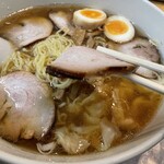 大勝軒 - とろけるチャーシュー