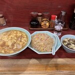 園春 - 園春麺とチャーハン