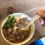 愛群 - 牛バラ肉はゴクゴク飲めちゃう