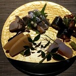 Sushi Takahiro - あじ ほしがれい 蒸し鮑 赤貝ひもきゅう 新筍