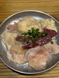 ホルモン焼肉 肉乃家 - 