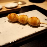 おみ乃 椿 - 白玉（うずらの卵）