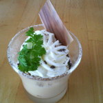 カフェモ・ルタオ - ニューイヤープレートにセットのミニデザート　2014/01