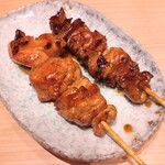 Yakitori No Hinata - もも焼き、鶏はらみ焼