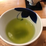 うなぎ亭 友栄 - お茶たっぷり