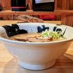 ラーメンちゃん - 背油麺
