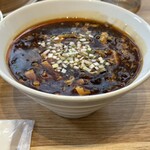 シンガポール発 小籠包と餃子の専門店 ジンホア - 