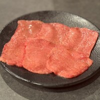 上タン