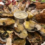 THE CAVE DE OYSTER - ホットオイスタープレート