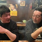 おぎちゃん - おっさん二人の背後に井川遥