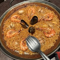 バル デ エスパーニャ ムイ 名古屋ミッドランド店 - 海の幸のパエジャ