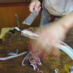 かぶと - 捌くのが早すぎてブレてしまいます