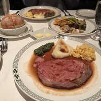 ロウリーズ・ザ・プライムリブ 恵比寿ガーデンプレイス店 - 