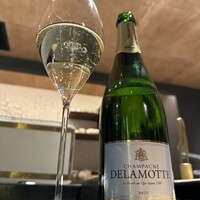 日本焼肉はせ川 別亭 銀座店 - シャンパーニュ　ドゥラモット ブラン ド ブラン