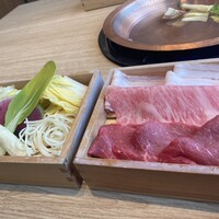 しゃぶしゃぶと焼肉 わにく ミッドランドスクエア店 - 