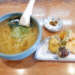 ひのや - 料理写真:野菜天ぷらうどん