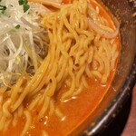 楓 - 麺　縮れが弱いですが、最近の札幌もこんな感じで加水感は違う。