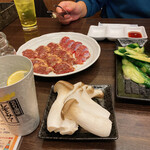 鶏の焼肉 ピリ辛鶏 - 