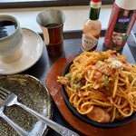 Withcoffee - 料理写真:焙煎ナポリタンとコーヒーセット＝980円