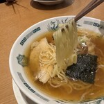 Hidakaya - 【2024.2.7(水)】中華そば（並盛・140g）390円の麺