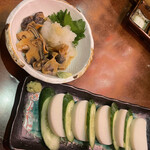 Mekikinoginji - 板わさ　つぶ貝のわさび醤油