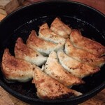 鉄なべ餃子なかよし - 