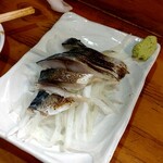 大衆酒場 かね夛  - 炙り〆鯖　539円