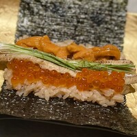 恵比寿 鮨 一 - 焼き穴子巻物