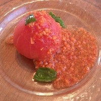 PASTA HOUSE AWkitchen FARM 多摩センター店 - 前菜：丸ごとトマトのサラダ