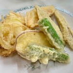 源蔵本店 - 野菜てんぷら 700円