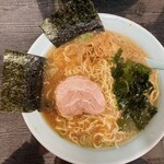 ラーメンショップ 金田亭 - ラーメン750