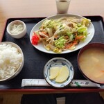 Sanchoku Asahi Gu - 野菜炒め定食\680