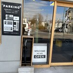 Cafe&Eat OMP - 入口