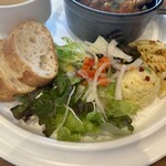 Cafe&Eat OMP - バケットにしました♡