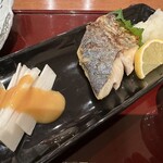 海鮮茶屋 一鮮 - 【2024.2.8(木)】日替りランチ950円のうどとサワラの塩焼き
