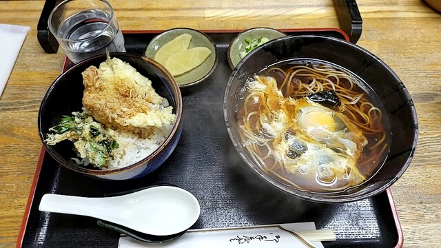 そば処 井奈屋