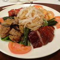 華正樓 本店 - 六種前菜の盛り合せ