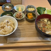 出汁しゃぶおばんざい おかか 市ヶ谷 -  出汁しゃぶおばんざい おかか 市ヶ谷 -