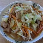 宝盛庵 - もつ野菜炒め