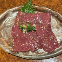 焼肉 スタミナ苑 - ハツ刺