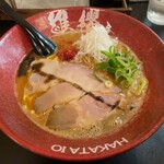 博多海老豚骨ラーメン 維櫻 - 海老×豚骨ラーメン