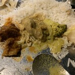 Indian Street Food & Bar GOND - ３種のカレー拡大