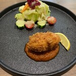 kitchen俊貴 - 名物タラバ蟹のクリームコロッケ＆キャベツのマリネ⟡.·*.